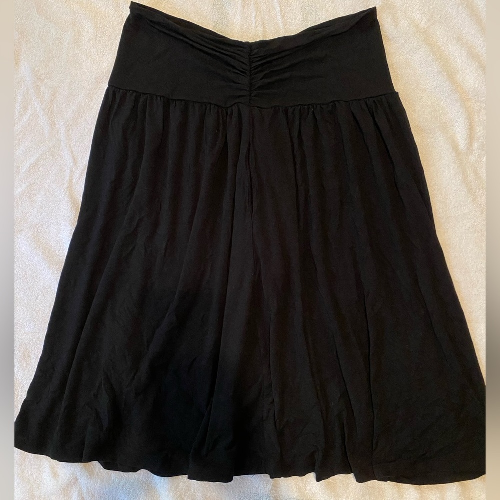 Vintage black flowy skirt
